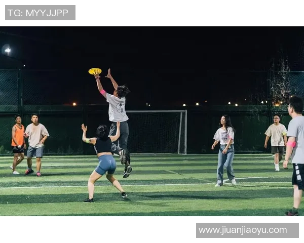 深圳飞盘队在滑板精英赛中的灵活性表现与战术分析